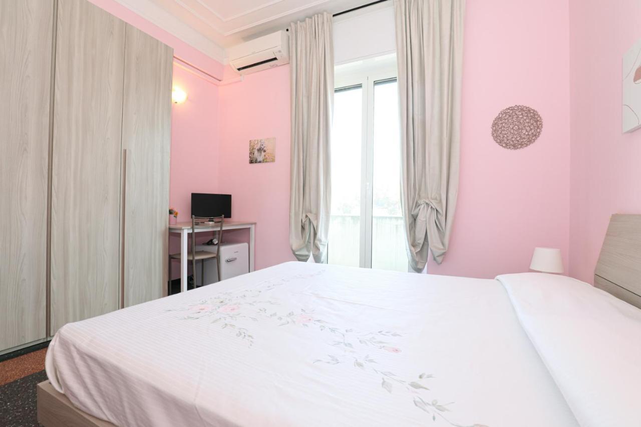 Affittacamere "San Martino Rooms" Gênes Extérieur photo